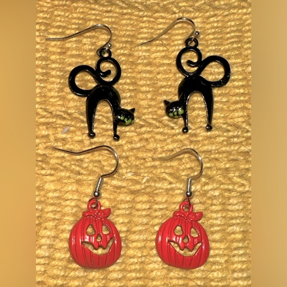New 🎃 Halloween 2 Pairs Earrings Cat & Pumpkin plus Nail Decal Bundle Spooky - Picture 4 of 7